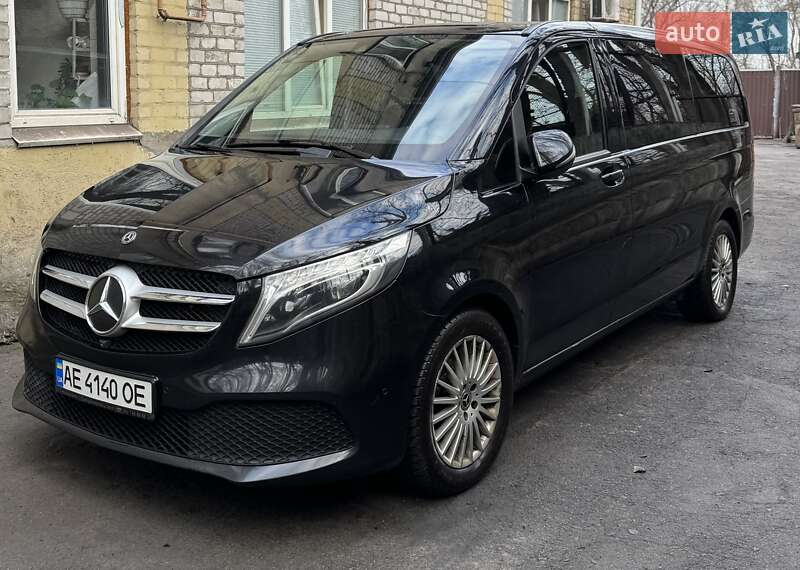 Минивэн Mercedes-Benz V-Class 2020 в Днепре