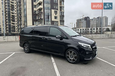 Минивэн Mercedes-Benz V-Class 2022 в 