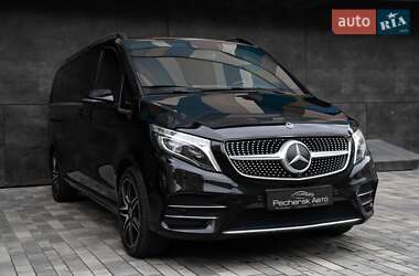 Минивэн Mercedes-Benz V-Class 2020 в Киеве