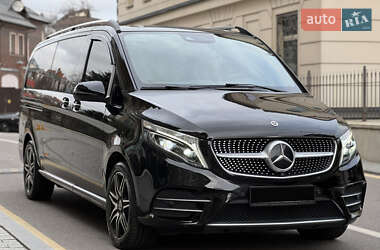 Минивэн Mercedes-Benz V-Class 2022 в Киеве