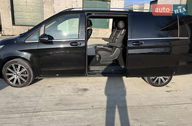 Минивэн Mercedes-Benz V-Class 2020 в 