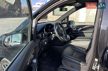 Минивэн Mercedes-Benz V-Class 2020 в 