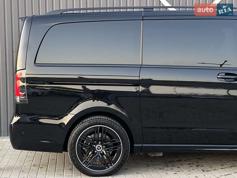 Мінівен Mercedes-Benz V-Class 2024 в Мукачевому