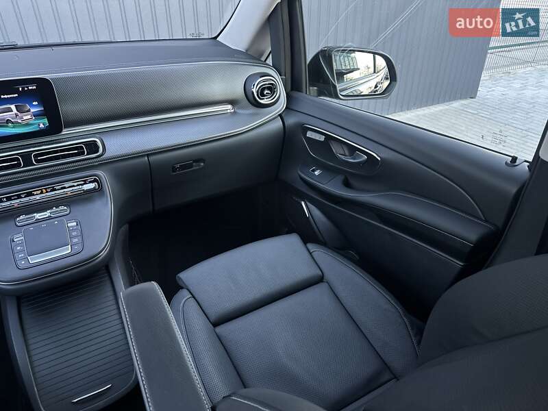 Мінівен Mercedes-Benz V-Class 2024 в Мукачевому