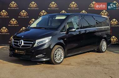Минивэн Mercedes-Benz V-Class 2016 в 