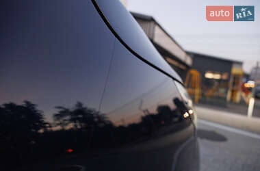 Минивэн Mercedes-Benz V-Class 2020 в 
