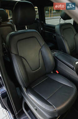 Минивэн Mercedes-Benz V-Class 2020 в 