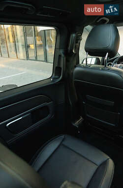 Минивэн Mercedes-Benz V-Class 2020 в 