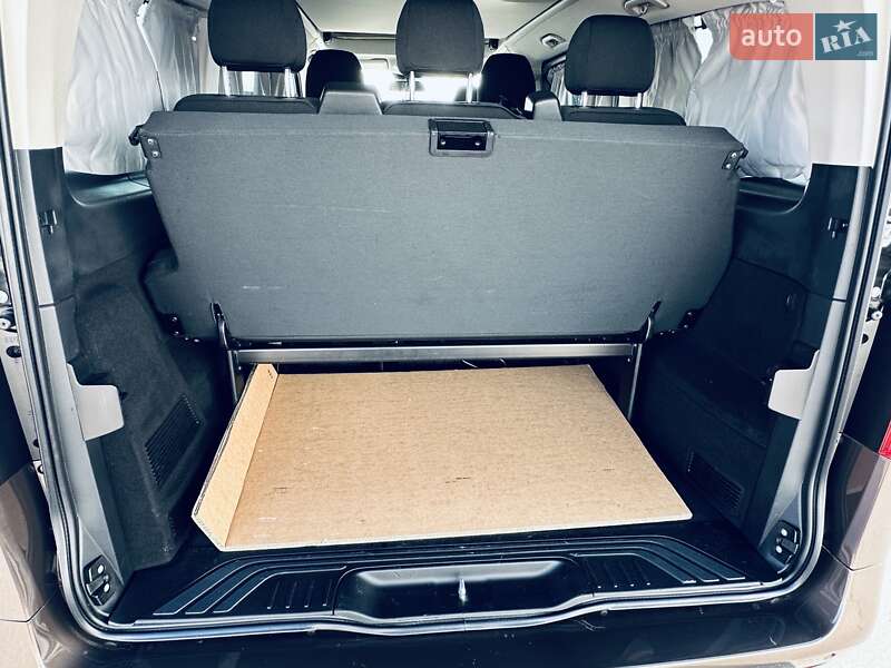 Минивэн Mercedes-Benz V-Class 2019 в Одессе