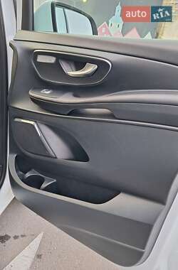 Мінівен Mercedes-Benz V-Class 2015 в 