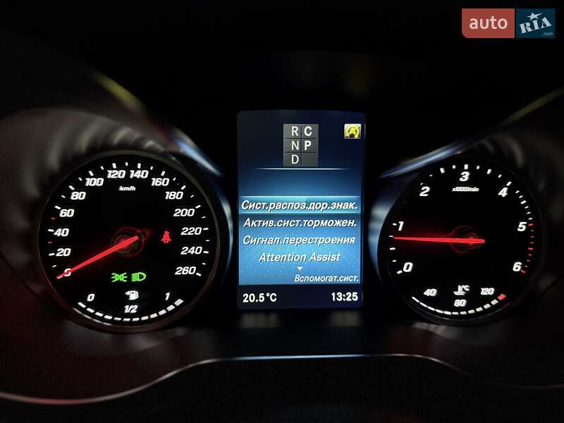 Минивэн Mercedes-Benz V-Class 2022 в Киеве