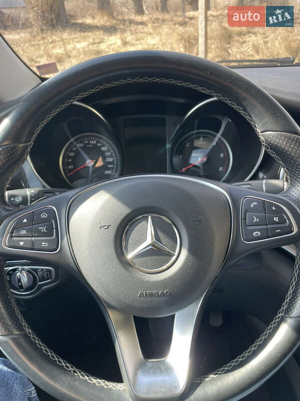 Минивэн Mercedes-Benz V-Class 2016 в Тальном