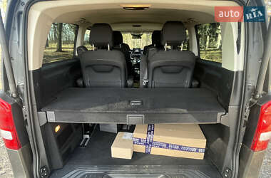 Минивэн Mercedes-Benz V-Class 2016 в 