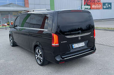 Мінівен Mercedes-Benz V-Class 2016 в 
