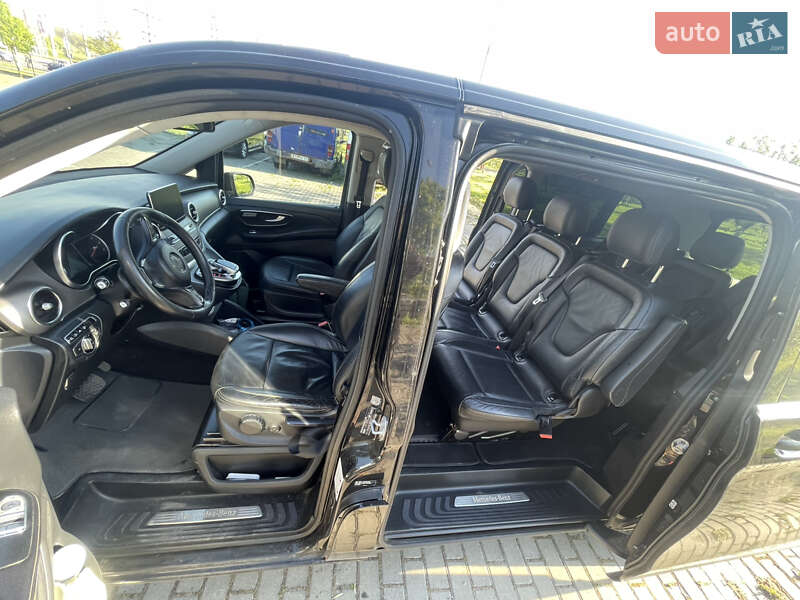 Минивэн Mercedes-Benz V-Class 2015 в Львове
