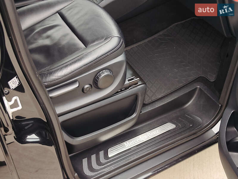 Минивэн Mercedes-Benz V-Class 2014 в Луцке фото 63 Минивэн Mercedes-Benz V-Class 2014 в Луцке