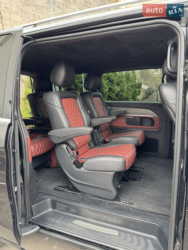 Минивэн Mercedes-Benz V-Class 2016 в Киеве