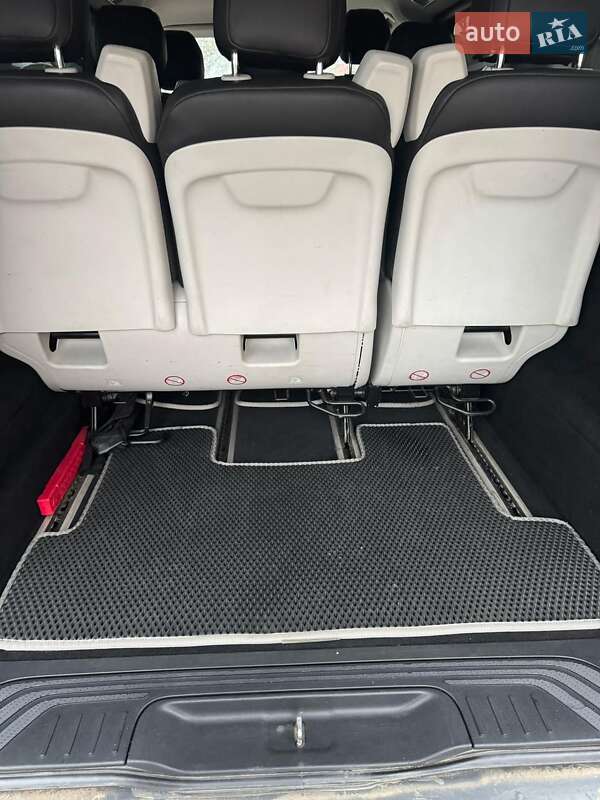 Минивэн Mercedes-Benz V-Class 2015 в Звенигородке