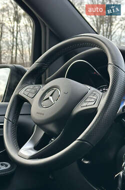Минивэн Mercedes-Benz V-Class 2021 в 