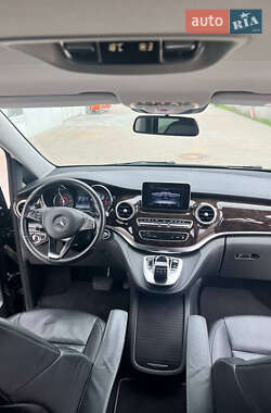 Минивэн Mercedes-Benz V-Class 2016 в 