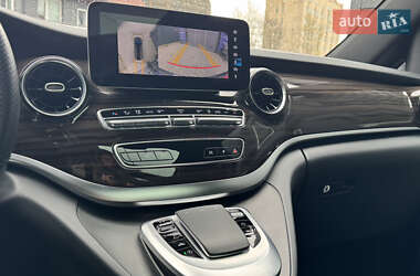 Минивэн Mercedes-Benz V-Class 2021 в 