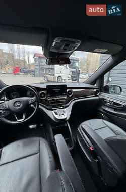 Минивэн Mercedes-Benz V-Class 2021 в 