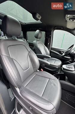 Минивэн Mercedes-Benz V-Class 2021 в 
