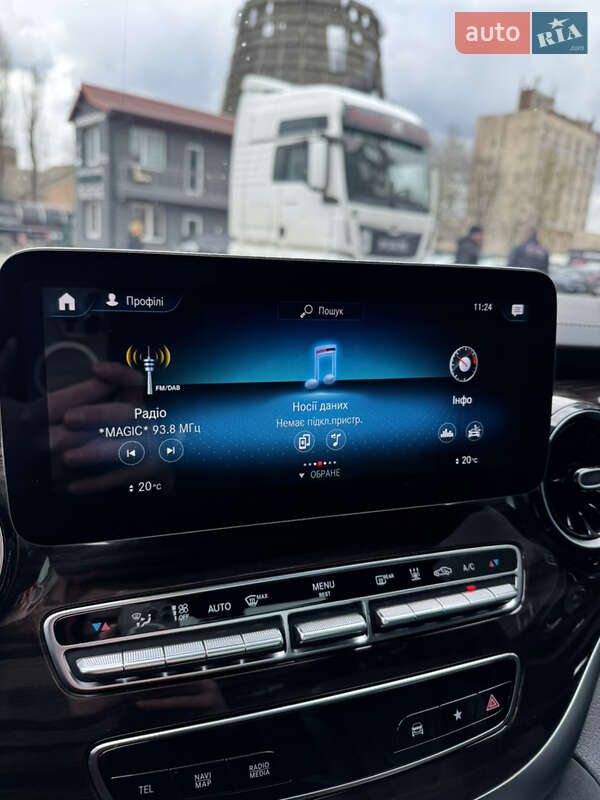 Минивэн Mercedes-Benz V-Class 2021 в Киеве