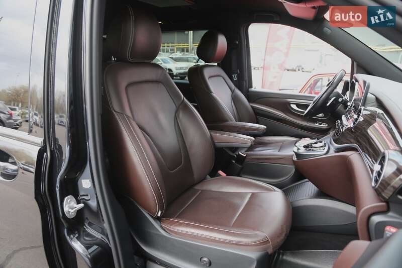 Минивэн Mercedes-Benz V-Class 2015 в Киеве