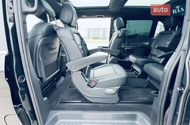 Минивэн Mercedes-Benz V-Class 2017 в 