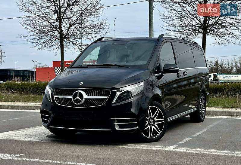 Минивэн Mercedes-Benz V-Class 2023 в 