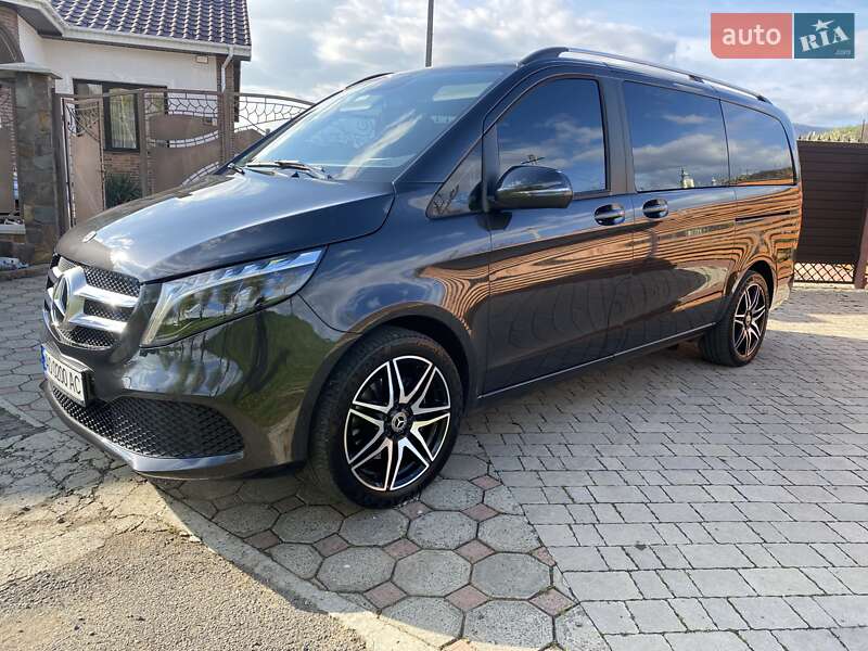 Минивэн Mercedes-Benz V-Class 2023 в Мукачево