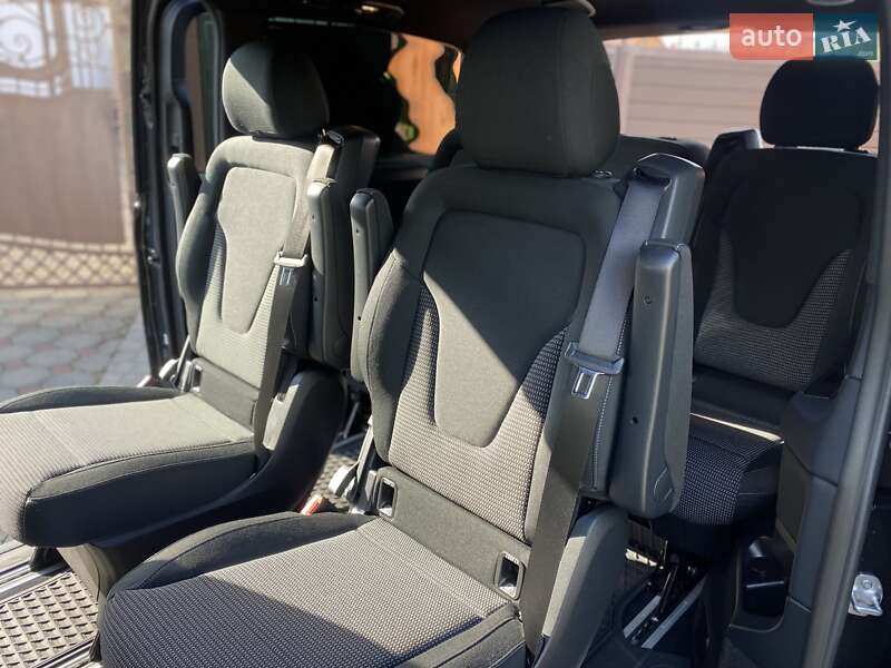 Минивэн Mercedes-Benz V-Class 2023 в Мукачево