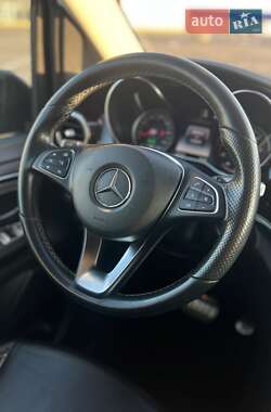 Минивэн Mercedes-Benz V-Class 2018 в 