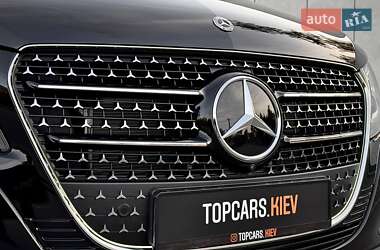 Минивэн Mercedes-Benz V-Class 2024 в 