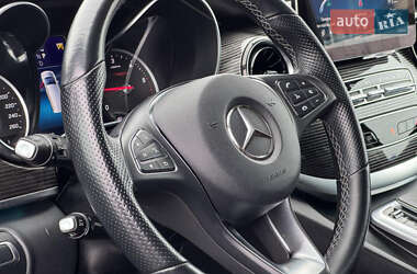 Минивэн Mercedes-Benz V-Class 2021 в 