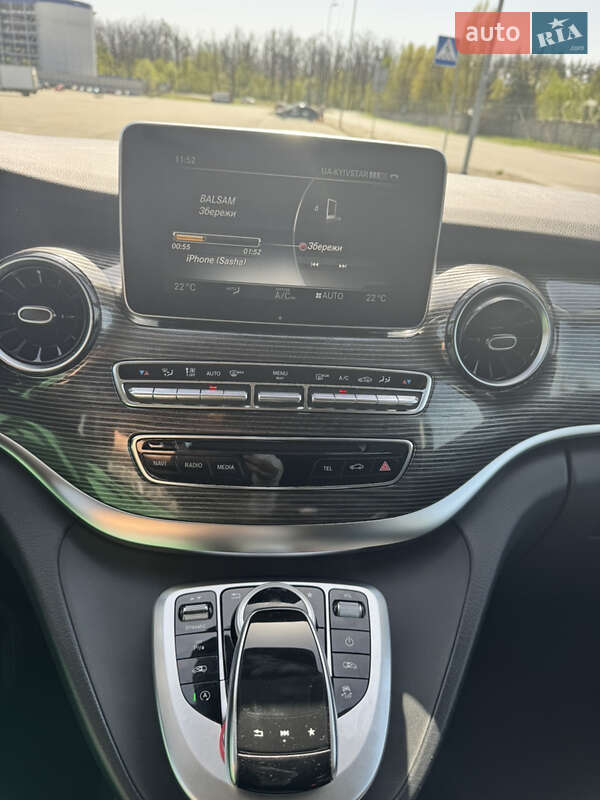 Минивэн Mercedes-Benz V-Class 2020 в Киеве