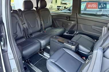 Минивэн Mercedes-Benz V-Class 2016 в 