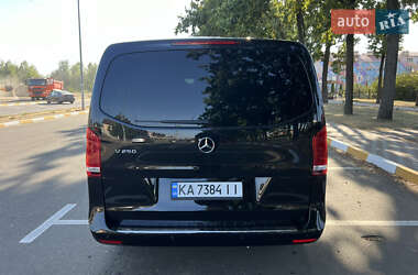 Минивэн Mercedes-Benz V-Class 2015 в 