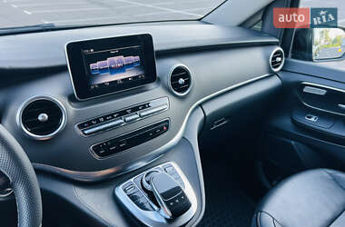 Минивэн Mercedes-Benz V-Class 2015 в 