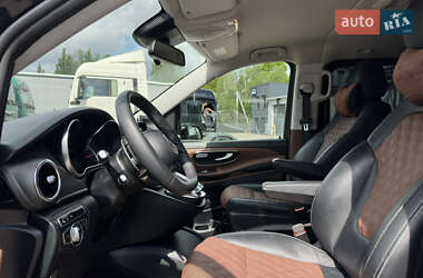 Мінівен Mercedes-Benz V-Class 2016 в 