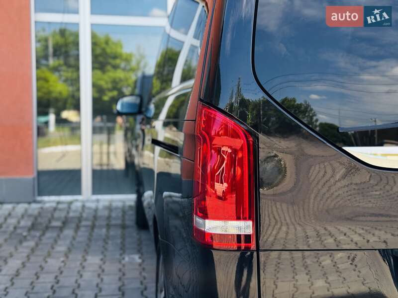 Минивэн Mercedes-Benz V-Class 2017 в Одессе