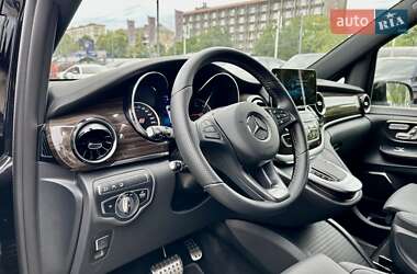 Мінівен Mercedes-Benz V-Class 2023 в 