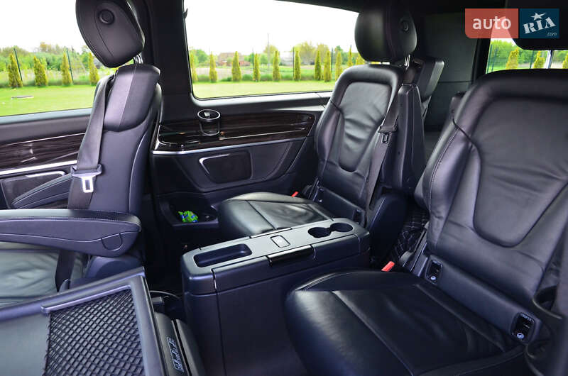Мінівен Mercedes-Benz V-Class 2015 в Луцьку