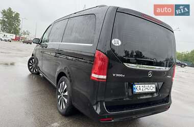 Минивэн Mercedes-Benz V-Class 2021 в 
