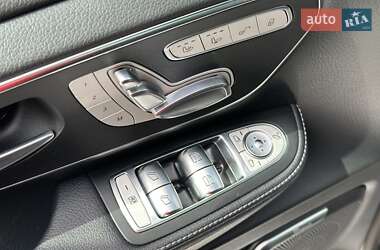 Минивэн Mercedes-Benz V-Class 2023 в 