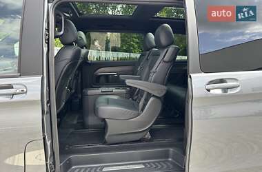 Минивэн Mercedes-Benz V-Class 2023 в 