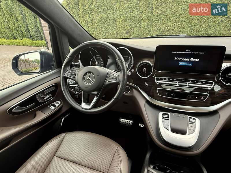 Мінівен Mercedes-Benz V-Class 2021 в Рівному