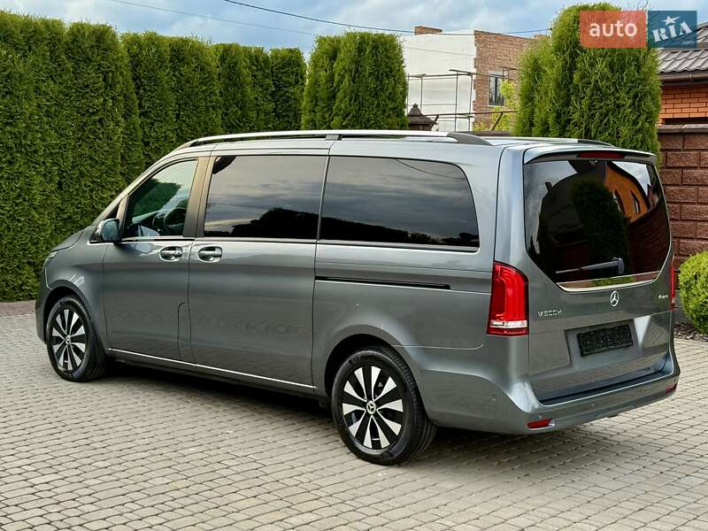 Мінівен Mercedes-Benz V-Class 2021 в Рівному