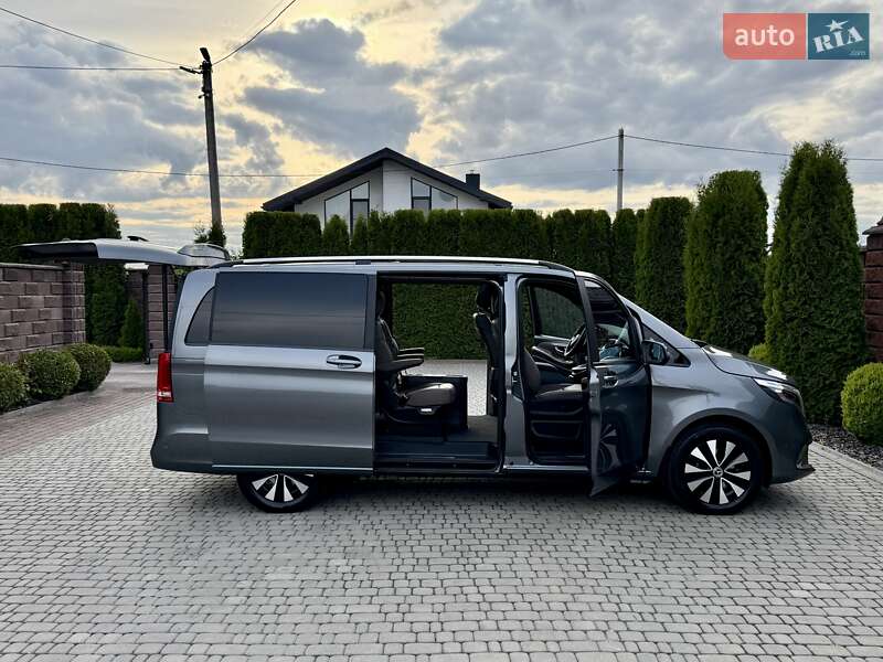 Мінівен Mercedes-Benz V-Class 2021 в Рівному
